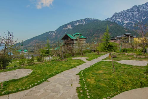 Lost in the Alps – 5 bedroom villa in Manali, Himachal Pradesh