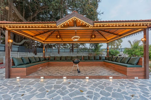Courtyard Banyan | Rustic 2-BHK Pet-friendly Villa with Pool, Gazebo Amid Banyan Trees | Near Nandi Hills – 2 bedroom villa in Bengaluru, Karnataka
