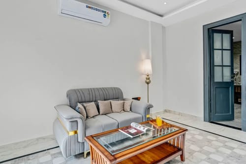 Sukh Saklana Haveli: Suites