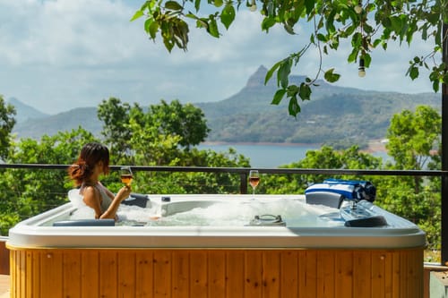 La Rive – 5 bedroom villa in Lonavala, Maharashtra