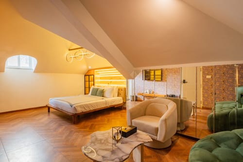 Casa Ritzy | Indo-Portuguese 5-BHK Villa With Private Pool & Lift Near Popular Beaches – 5 bedroom villa in North Goa, Goa