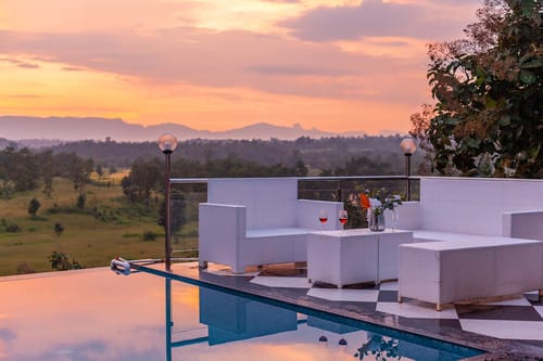 Vine & Splash – 9 bedroom villa in Karjat, Maharashtra