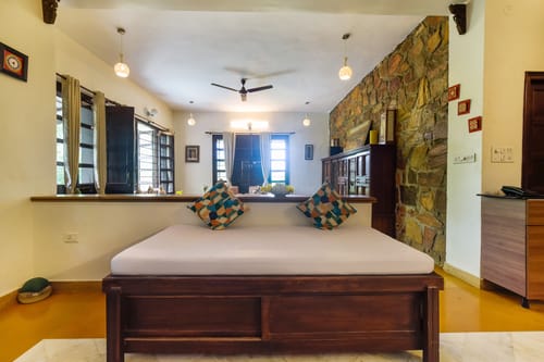 Lake and Hill | Pet-friendly 3-BHK Retreat With Private Pool, Garden, Gazebo & Majestic Aravali Views – 3 bedroom villa in Udaipur, Rajasthan