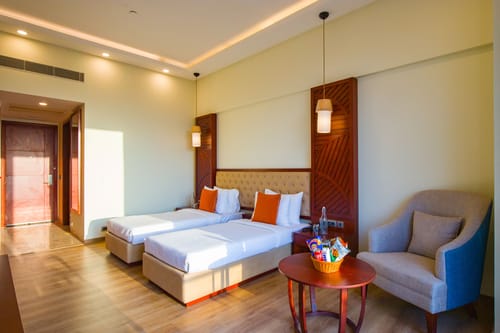 Eternal Oasis City View Suite | Elegant 1-Room Suite With Restaurant, Banquet Hall & Lift