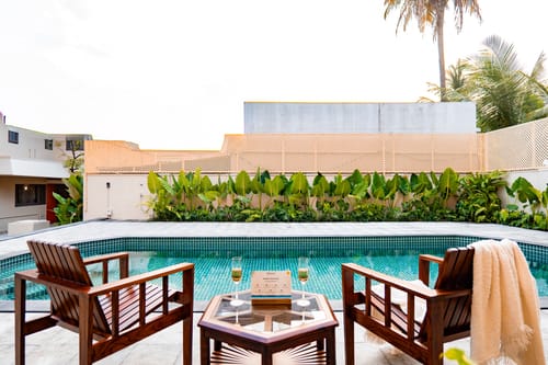 Valiyaveetil Mansion | 5-BHK Mansion With Private Pool, Home Theatre, Garden & Lift | Near New Marine Drive – 5 bedroom villa in Kochi, Kerala