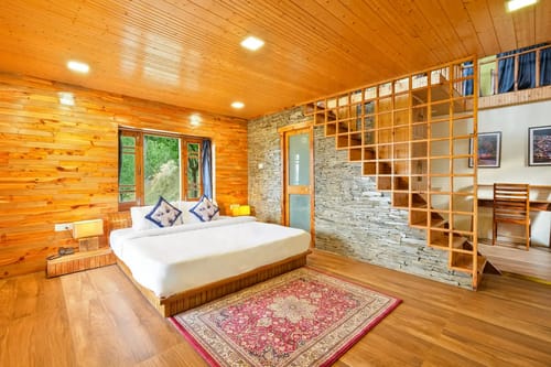 Oakwood Cottage – 2 bedroom villa in Shimla, Himachal Pradesh