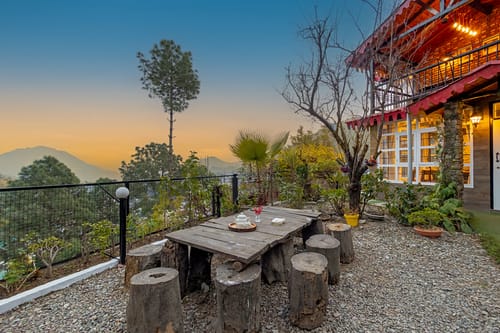 Farsauli 1°| Pet-friendly 3-BHK Hillside Getaway With Gazebo & Balcony – 3 bedroom villa in Nainital, Uttarakhand