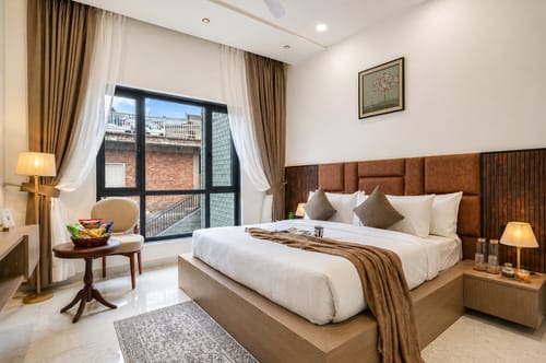 Panchvati Veloraa | Pet-friendly 3-BHK Apartment with Scenic Views & Outdoor Seating – 3 bedroom villa in Kasauli, Himachal Pradesh