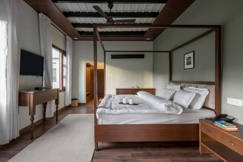 2 Rooms @Pine Estate w/ Complimentary Breakfast – 2 bedroom villa in Shimla, Himachal Pradesh