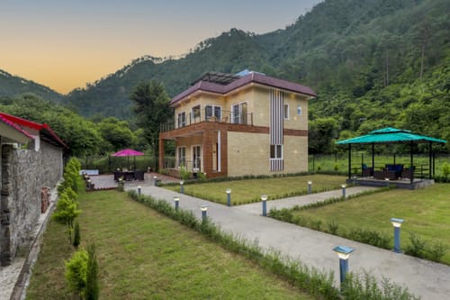 Avasa | 3-BHK | Lush Garden | Outdoor Sitting Area | Terrace | Gazebo – 3 bedroom villa in Nainital, Uttarakhand