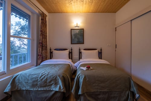 Destine – 6 bedroom villa in Kasauli, Himachal Pradesh