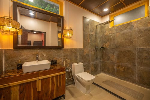 Spirits Unplugged w/ Outdoor Pool – 4 bedroom villa in Shimla, Himachal Pradesh