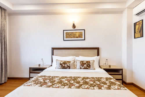 Skyline Grove | Stylish 3-BHK Apt With Scenic Views – 3 bedroom villa in Kasauli, Himachal Pradesh