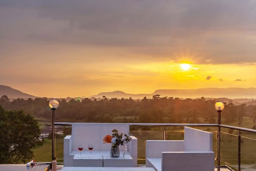 Vine & Splash – 9 bedroom villa in Karjat, Maharashtra