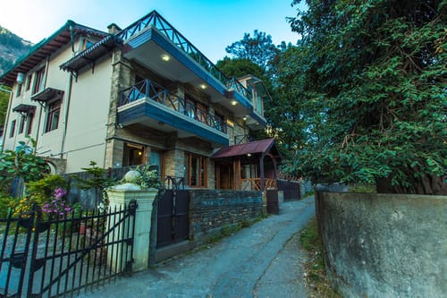 Garbyang Homestay – 3 bedroom villa in Nainital, Uttarakhand