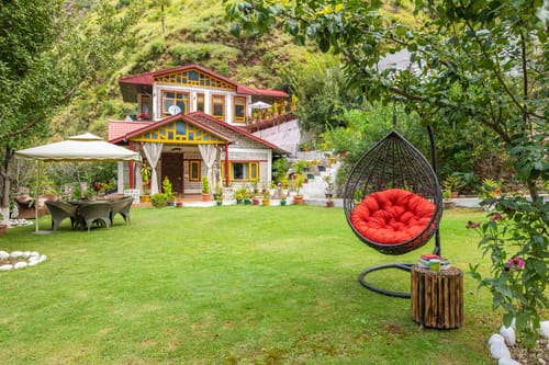 Spirits Unplugged w/ Outdoor Pool – 4 bedroom villa in Shimla, Himachal Pradesh