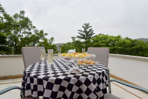 Lake and Hill | Pet-friendly 3-BHK Retreat With Private Pool, Garden, Gazebo & Majestic Aravali Views – 3 bedroom villa in Udaipur, Rajasthan