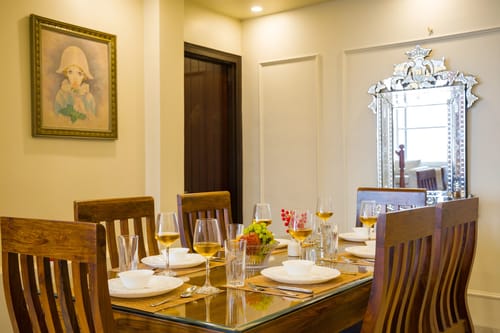 Twin Chalets | 4-BHK  Pet-friendly Escape With Valley-facing lawn, Terrace & 2 Living Rooms – 4 bedroom villa in Nainital, Uttarakhand