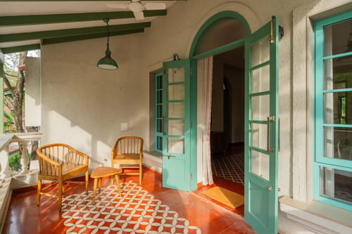 Villa Frienders | Indo-Portuguese 5-BHK Villa With Private Pool & Lift Near Popular Beaches – 5 bedroom villa in North Goa, Goa