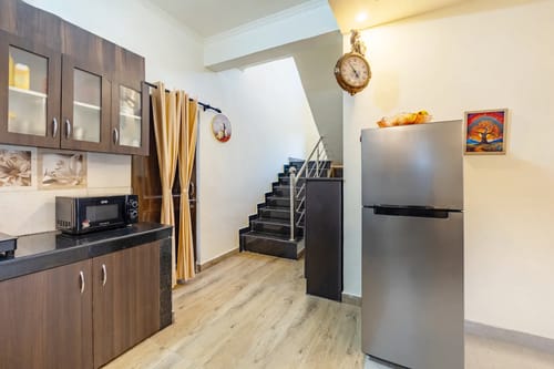 Cozy Nest | 2-BHK | Garden | Balcony | Swing | Bathtub | Bonfire Area  – 2 bedroom villa in Nainital, Uttarakhand