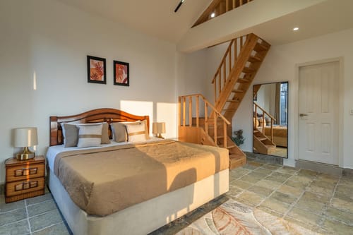Aura @ Ridge of Twilight W/ Jacuzzi – 3 bedroom villa in Kasauli, Himachal Pradesh