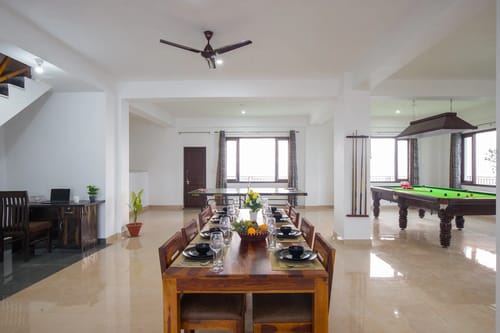 Querencia | Pet-friendly 5-BHK Villa With Sunset & Hill Views  – 5 bedroom villa in Kasauli, Himachal Pradesh