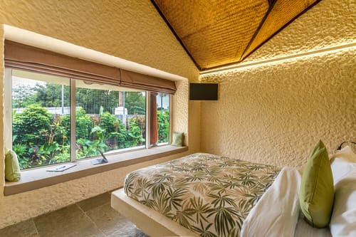 Malai | 2-Room Suite With  Private Garden, Sit out, & Plunge Pool | 15 Mins from Panch Ratnas – 2 bedroom villa in Chennai, Tamil Nadu