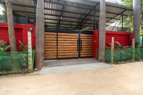 The Krishna Farmhouse | Countryside 4-BHK With Private Pool, Garden, Gazebo & Cricket Pitch – 3 bedroom villa in Delhi Ncr, Delhi