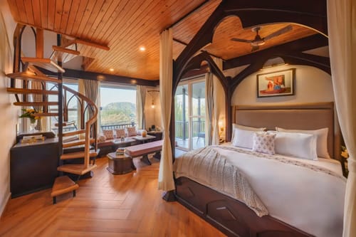 Willowdale ~ Duplex Suite – 4 bedroom villa in Bhimtal, Uttarakhand