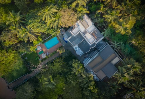 Goan Bliss Deluxe Room | Boutique Resort Stay Near Varca & Benaulim Beaches with Pool, Restro & Library – 1 bedroom villa in South Goa, Goa