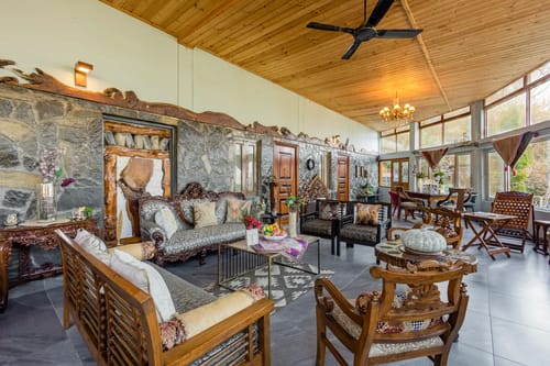 Zephyr Sierra | 2-BHK Hillside Villa With Common Pool, Gym & Restro – 2 bedroom villa in Mussoorie, Uttarakhand
