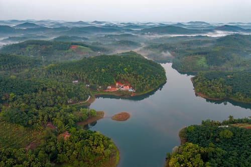 Lagoons Villa - Peruvannamuzhi