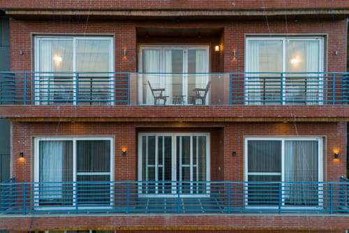 Skyline Ridge | Elegant 3-BHK Apt With Scenic Views – 3 bedroom villa in Kasauli, Himachal Pradesh