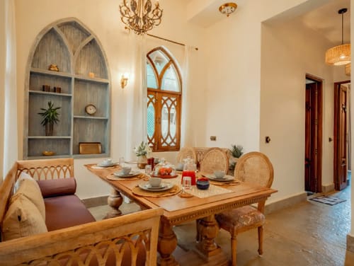 Samukha | Pet-friendly 4-BHK With Private Pool & Garden & Entertainment Lounge