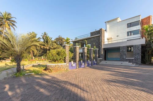 Our Beloved Summer – 6 bedroom villa in Alibaug, Maharashtra