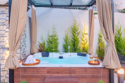 AVASAA - The House In The Wild – 4 bedroom villa in Dehradun, Uttarakhand