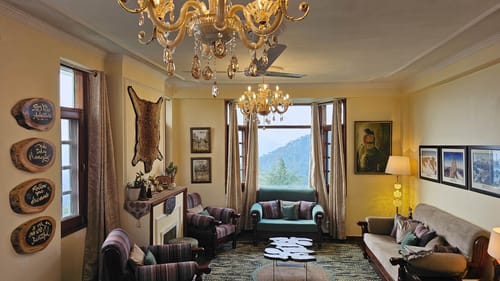 Valleys & Peaks – 4 bedroom villa in Shimla, Himachal Pradesh