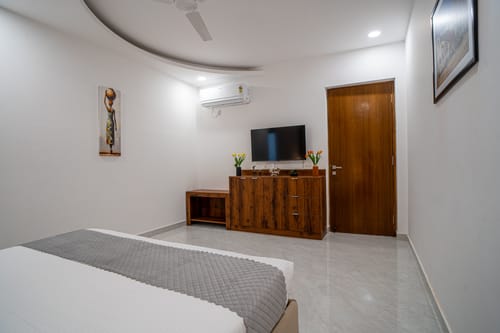 Udgam Vilas | Serene Pet-friendly 5-BHK Apartment With Lift – 5 bedroom villa in Dehradun, Uttarakhand
