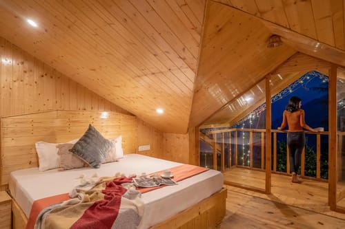 Jibhi Peaks Duplex Cottage With A Hot Tub