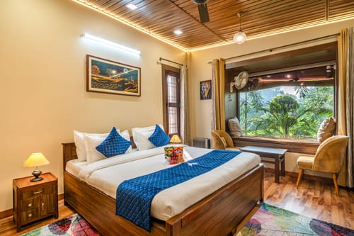 The Krishna Farmhouse | Countryside 4-BHK With Private Pool, Garden, Gazebo & Cricket Pitch – 3 bedroom villa in Delhi Ncr, Delhi