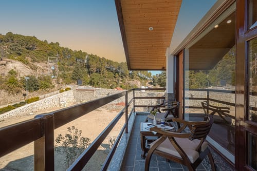 Stone Age | 1-Suite with Restaurant, Reception and Garden