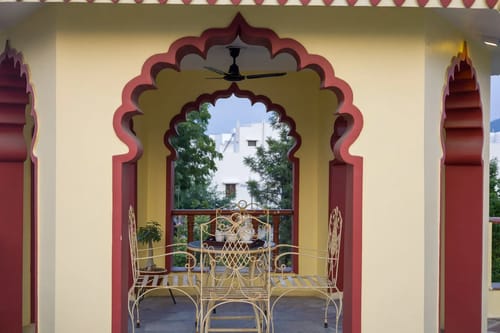 Abhimanyu Mansion Topaz | 2-BHK Haveli | Garden + Sit-Out Area | Central Location – 2 bedroom villa in Udaipur, Rajasthan