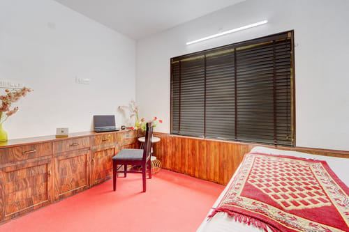 Heaven Hill View | Elegant 2-BHK Hill Retreat With Garden & Balcony – 2 bedroom villa in Ooty, Tamil Nadu