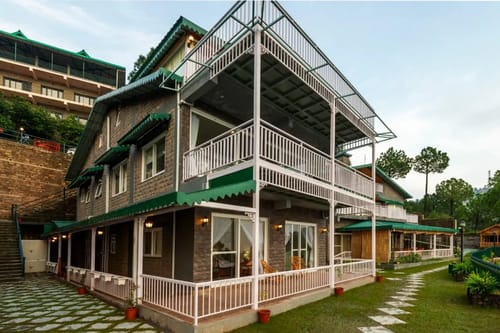 Pinehill Manor | Scenic Hillside 6-BHK Hideaway With Garden, Patio & Gazebo – 6 bedroom villa in Kasauli, Himachal Pradesh