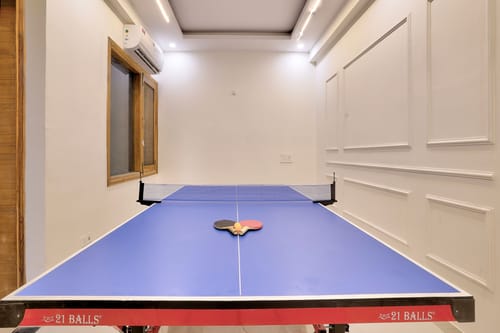 Freesia | 3-BHK Apartment With Common Gaming Zone | Close to Famous Malls – 3 bedroom villa in Delhi Ncr, Delhi