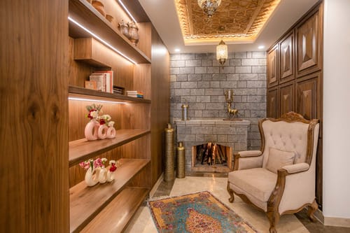 Suite Room @ Frozen Fall - Tangmarg w/ Breakfast Included