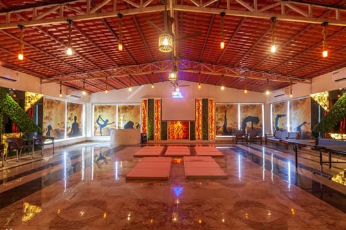 6 Rooms @ Ayurkutir Villa – 6 bedroom villa in Lonavala, Maharashtra