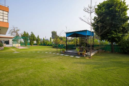 Aarul Farm | 1 Acre Pet-friendly 4-BHK With Pvt Pool, Gazebos & Game Zone – 3 bedroom villa in Delhi-ncr, Haryana