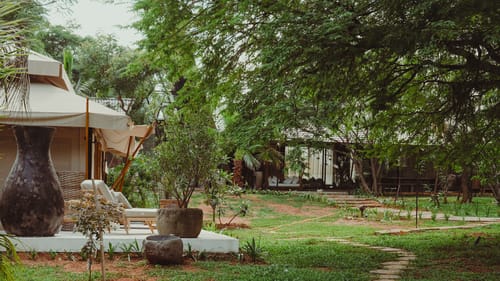 Bali Bay Saung | 1 Earthy Fibre-Clad Tent with a Shared Pool, Jacuzzi, Lounges & Firepits – 1 bedroom villa in Bengaluru, Karnataka