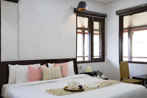 Madhuram Villa | Pet-Friendly 5-BHK Hillside Retreat With Garden & Balcony – 5 bedroom villa in Dehradun, Uttarakhand